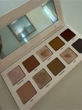 Wander Beauty Neutral Eye Palette